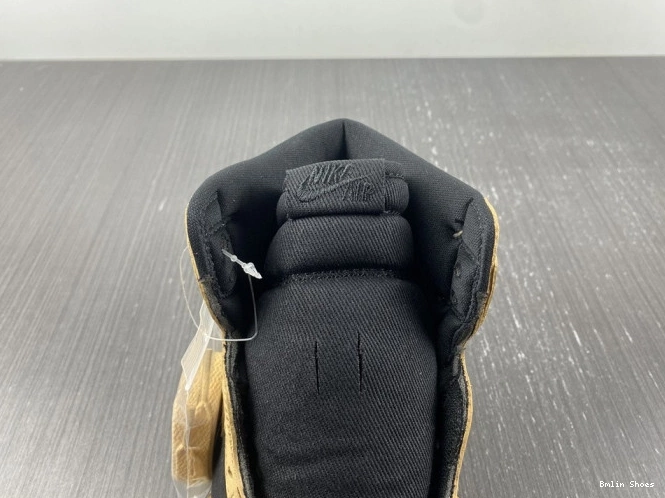 Bmlin Shoes 1 High OG Heirloom Jordan Air 555088-202 0825